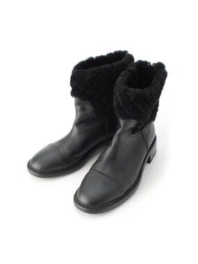 Chanel Leather CC Logo Boa Quilted Back Zip Boots Shoes Black 39